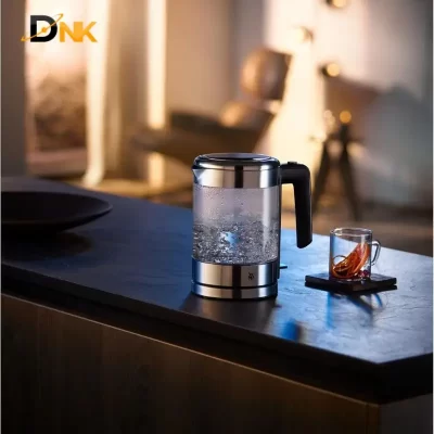 Ấm Siêu Tốc Wmf Küchenminis Glass Kettle 1.0L Trong Không Gian Buổi Tối